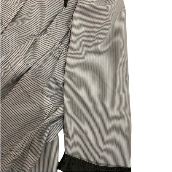 Chico’s Reversible White With Black Stripes Or Solid Black Jacket, Size 2/Medium - Picture 8 of 15